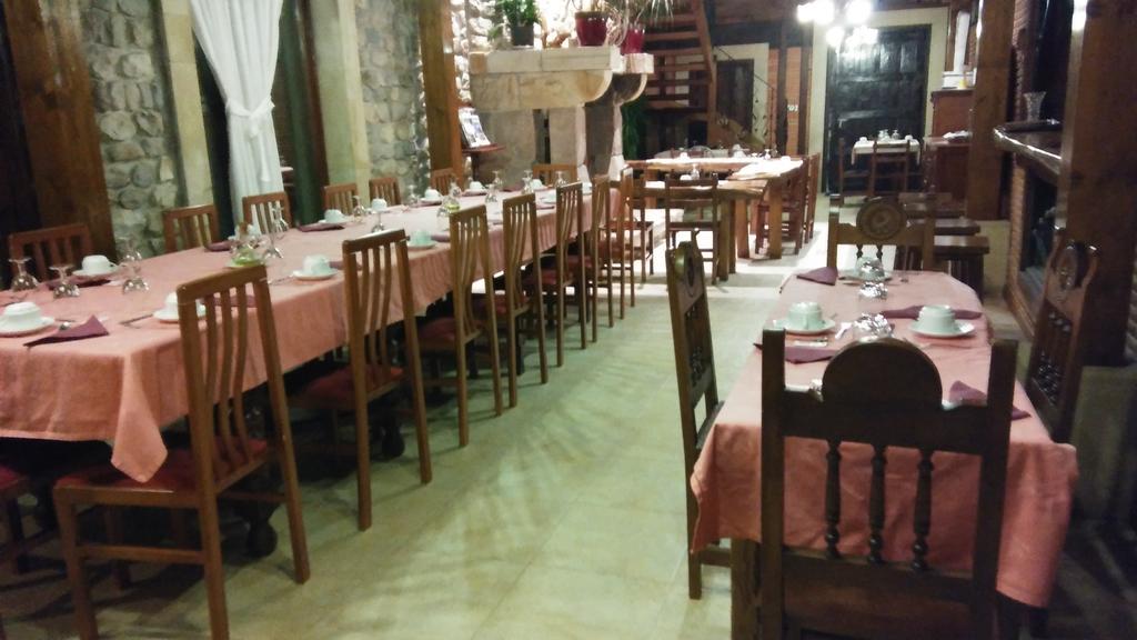 Posada Santa Eulalia Villanueva de la Peña Exteriér fotografie